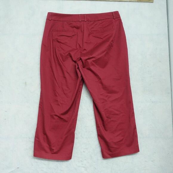Dockers Metro Capri Pants Women's Size 12 Red Mid Rise Regular Fit Cotton Blend - Picture 7 of 8